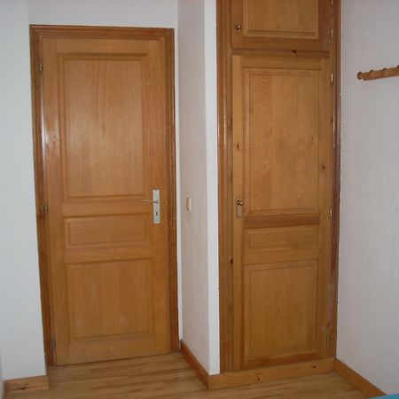 Apartamentos Los Tilos Benasque Chambre photo